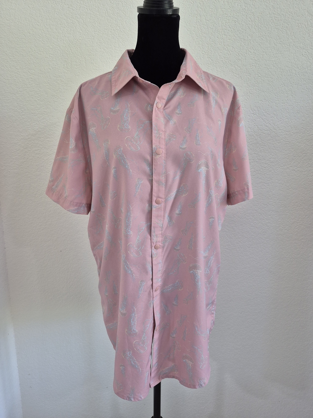 All in Motion Pink Short-Sleeve Button-Up Shirt